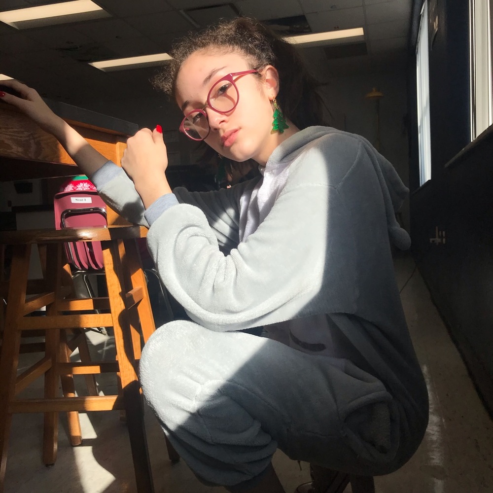 Meet your Posher, Mara